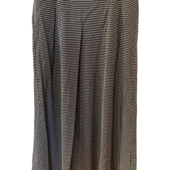 Ann Taylor Loft Women’s Dress Black White Abstract Knit Petite 4P - Picture 6 of 8
